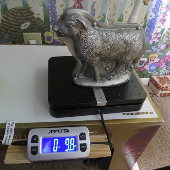 Faux Vintage Sheep Lamb Candy Mold Replica Table Décor Easter Spring - Picture 2 of 8